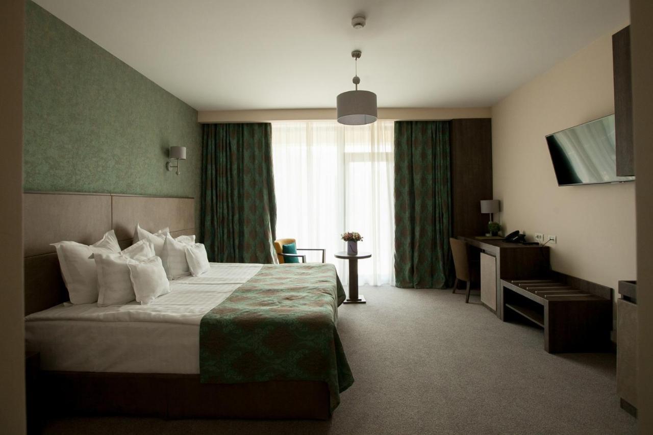 Victoria Bulevard Hotel Braşov Dış mekan fotoğraf